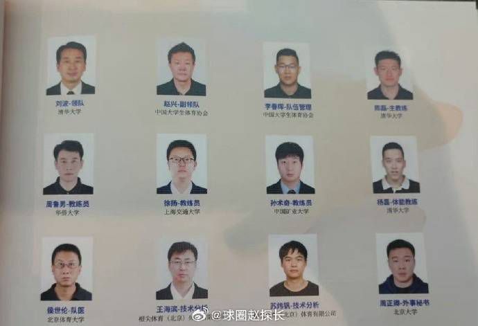 张曼玉身着抹胸衣秀锁骨亮相,钟楚红穿灰色透视雪纺长裙。